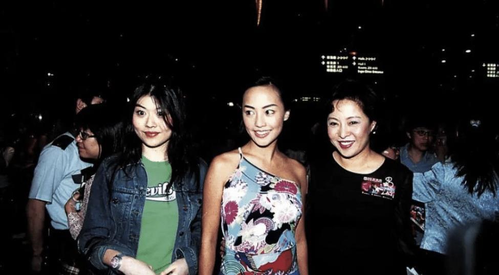 原来向太还有个女儿！又美又争气，长得像熊黛林，现在是企业家