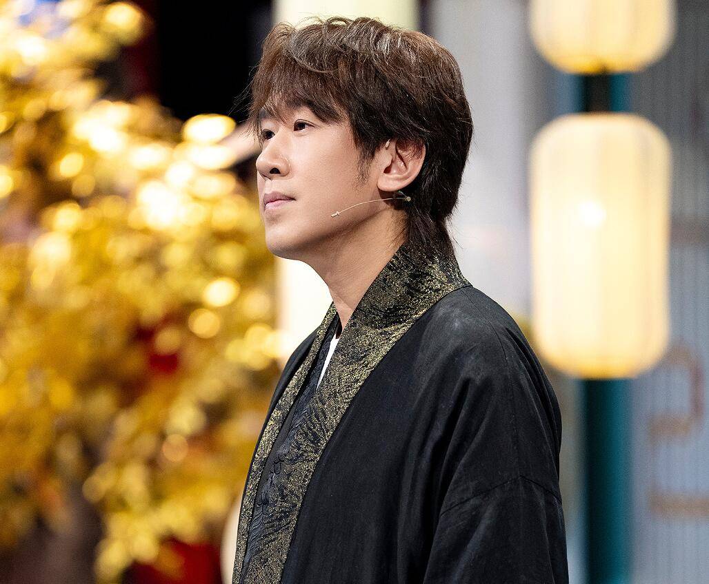 要是没有关晓彤这条热搜，那观众真不知道《王牌》节目组这么该骂