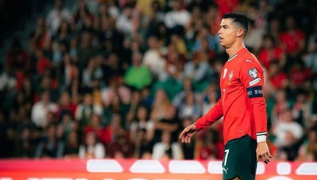 40岁C罗梅开二度封神！独占世预赛射手王，被绝平仍喊出冲冠宣言