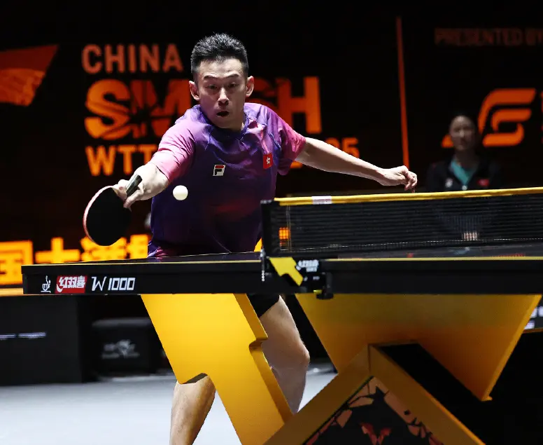 连赢12局打服黄镇廷！林诗栋3-0霸气横扫，国乒吹响三连冠号角