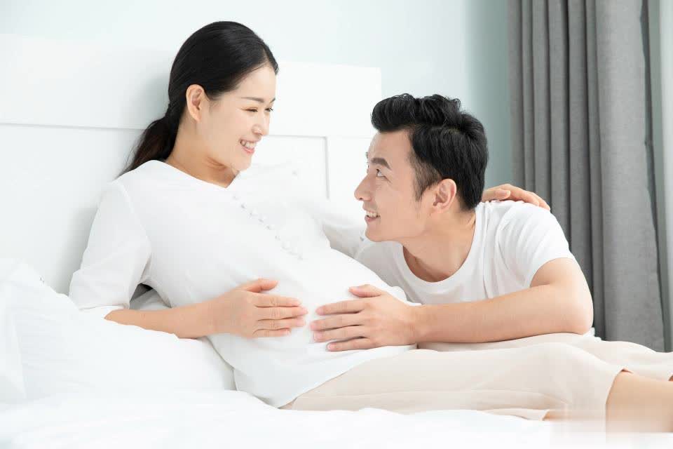 胎教要分龄！掌握胎儿发育规律，孕期三阶段胎教重点大不同