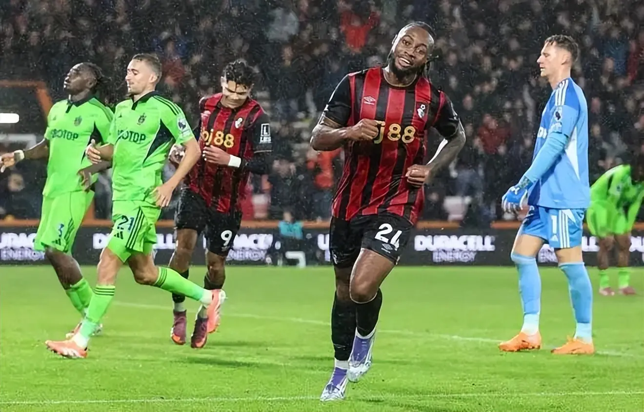 寻找萨拉赫接班人！利物浦接触25岁樱桃神锋，转会费高达7000万镑