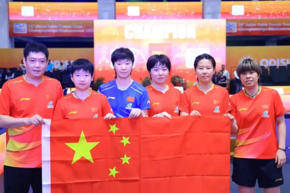 中国3-0夺冠！横扫日本女团，孙颖莎3-0，谁注意张本美和，又要哭了