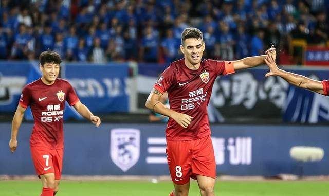 老搭档！奥斯卡和武磊流年不利：两人近3个月都没踢任何比赛！