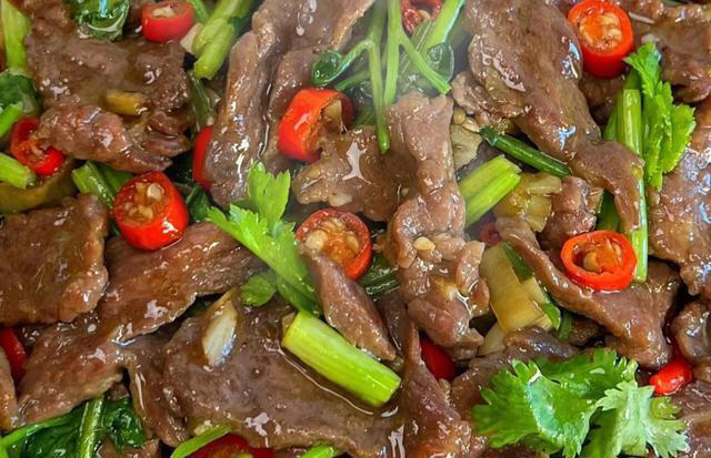 深秋胃口好，六道下饭菜别错过，就着米饭一起吃，三碗米饭都不够