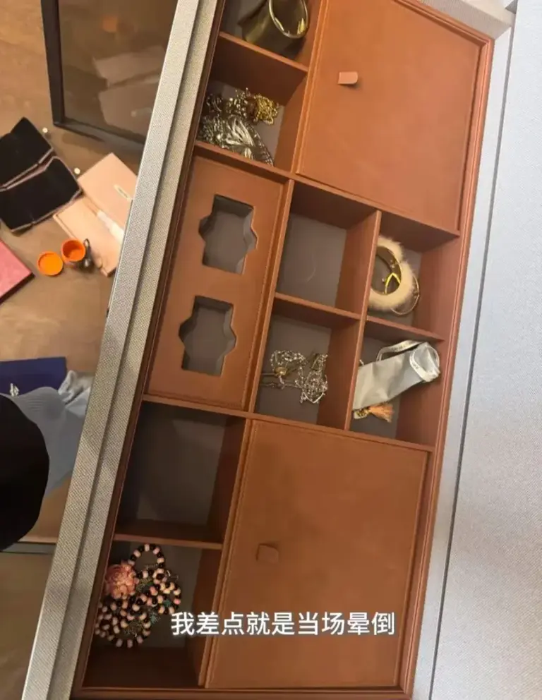 热搜上炸裂的“小鱼丸子”事件：“假富家千金”翻车，坑惨多少人