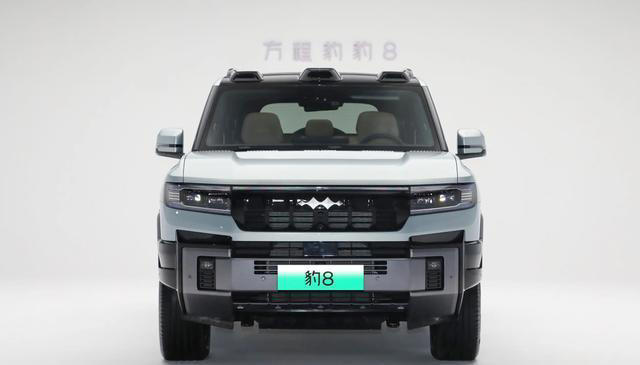 全新FJ酷路泽再次回归，配2.7L自吸+6AT，外观内饰重新设计