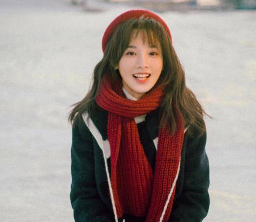 龚俊的口水乌龙事件，彭小苒反应绝了！