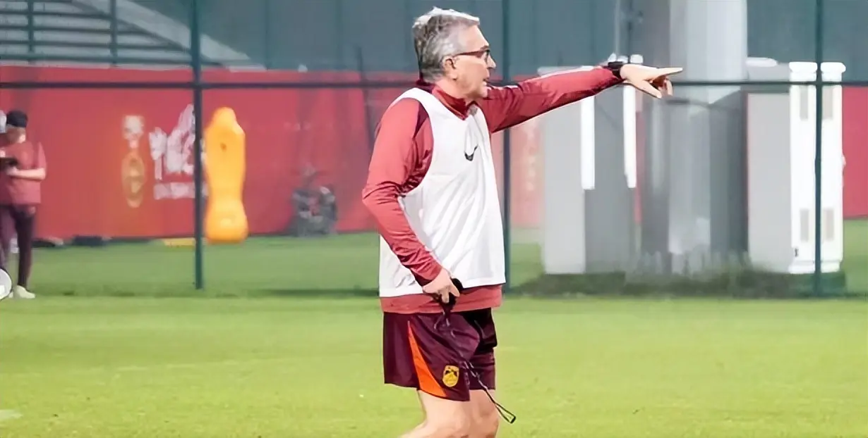 伊万科维奇将重返中国足坛执教！未来直接接手国安俱乐部，钦点王大雷+拜合拉木加盟