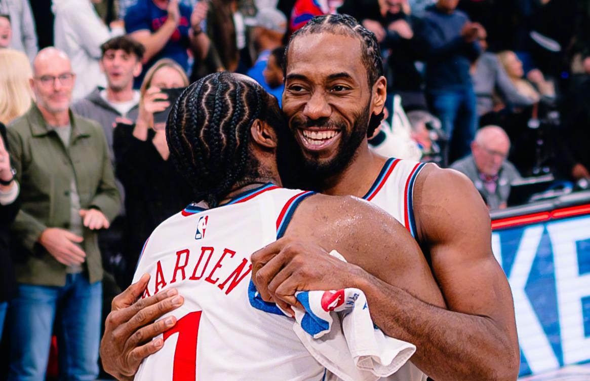 在场输33分，在场输25分，年薪5000万美元！快船是否该考虑送走小卡？