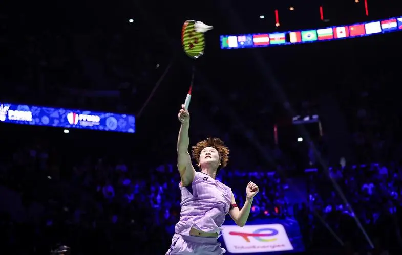 中日一姐之战！陈雨菲2-1山口茜晋级法国赛4强，报世锦赛丢冠之仇