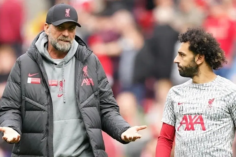 更衣室要爆？萨拉赫删除社媒红军元素惹争议 主帅斯洛特压力更大