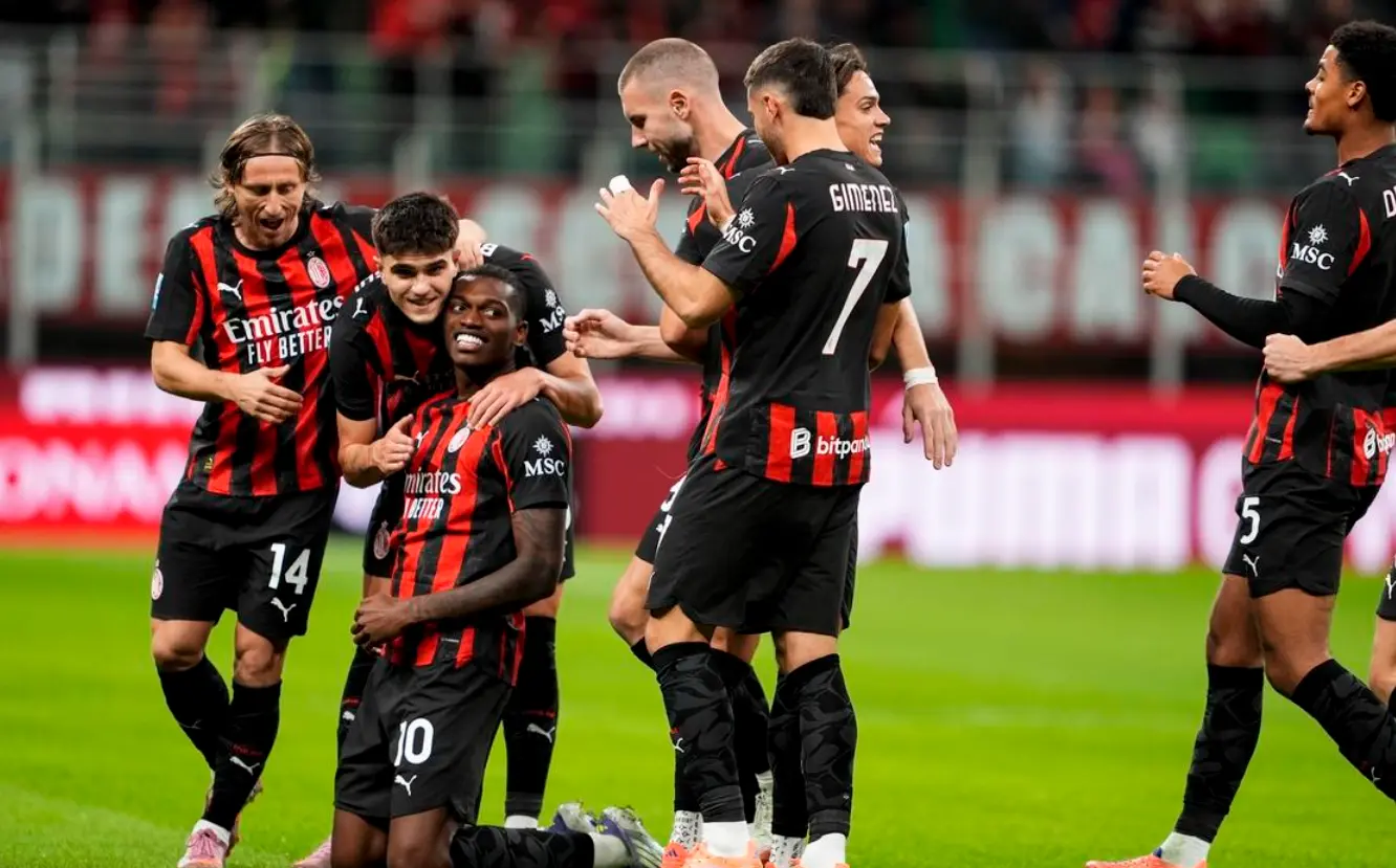 一场2-2上演补时绝平，意甲领头羊爆冷，榜首位置岌岌可危