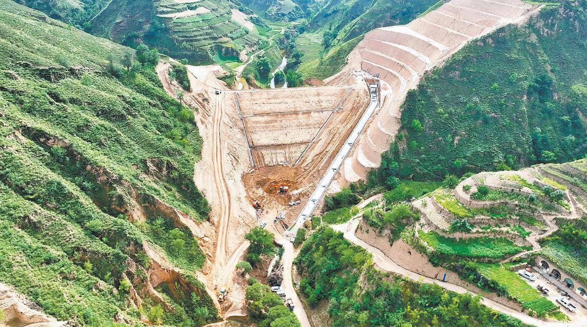 淤出一片土地 造福一方百姓