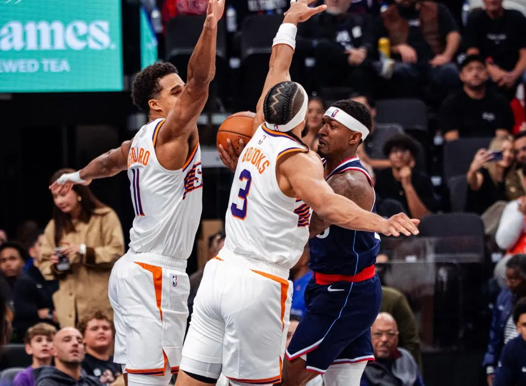 轰30+7+7！我终于有控卫了，比尔赛后感谢哈登，这番话他憋了2年