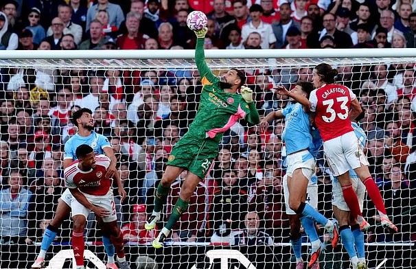 多纳鲁马：加盟曼城是为了学习；会永远感谢米哈伊洛维奇