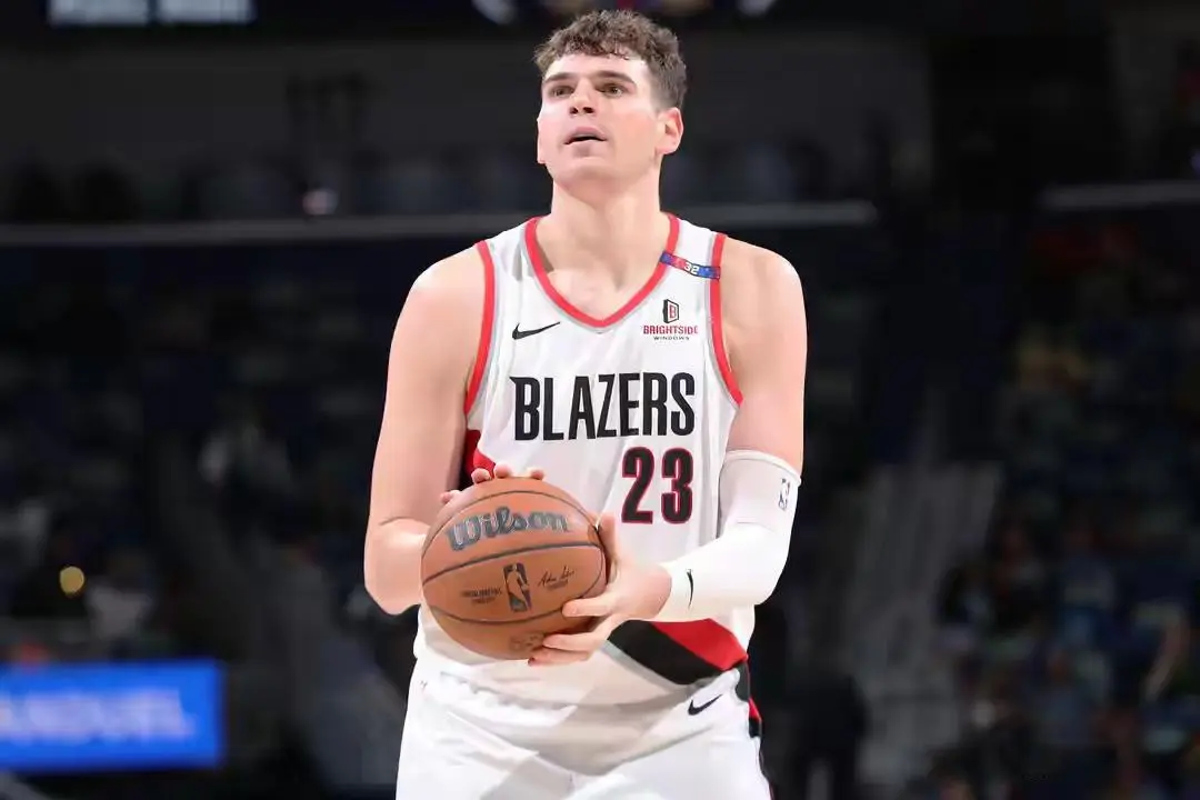 开拓者教练：我们拥有罗威和克林根，杨翰森前三节不会给出场时间