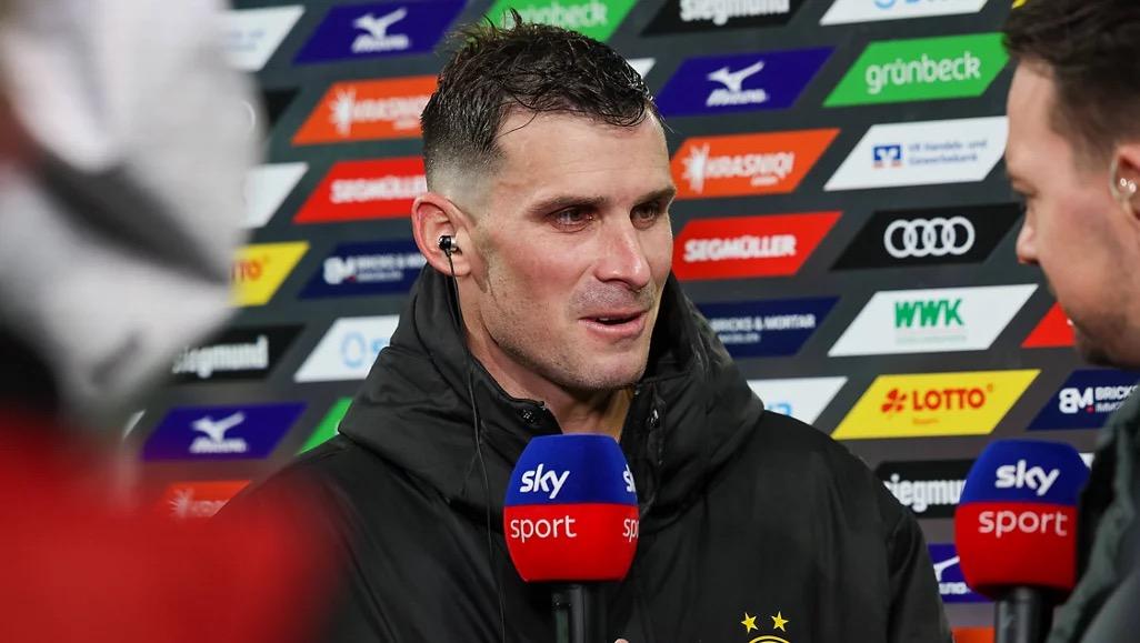 多特将帅赛后：防守稳固助我们取胜；密集赛程下的关键3分