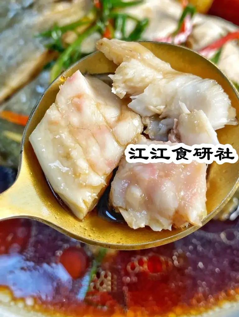 秋吃鱼，少吃草鱼和花鲢，建议多吃这3种鱼，鲜美营养，还不贵