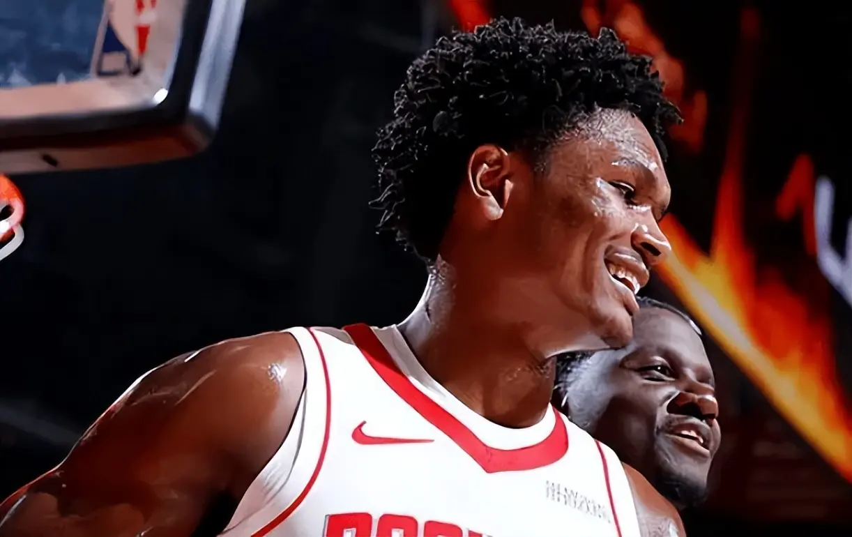 火箭128-101凯尔特人！无解不是三连胜，是乌度卡赛后评价杜兰特