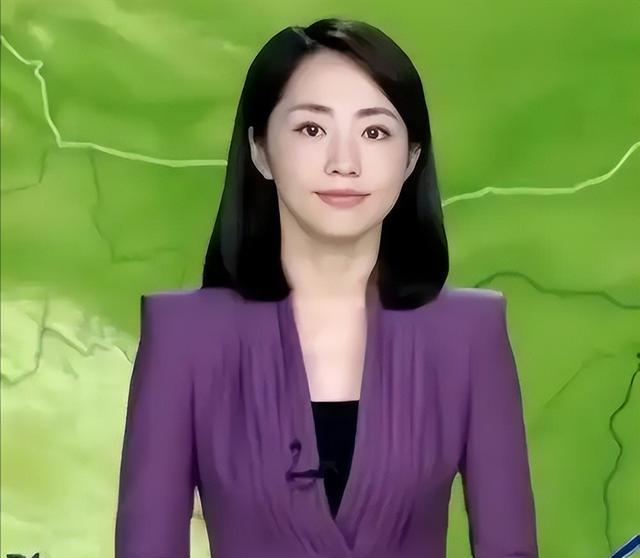 气象女神杨丹：主持30年无失误，和初恋丁克15年，40岁生子很幸福