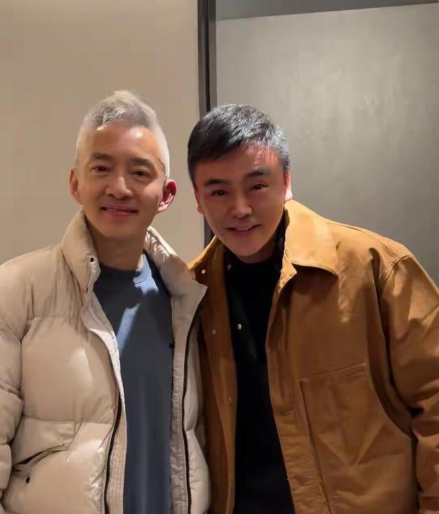 亚宁回归：岁月沉淀后的从容亮相