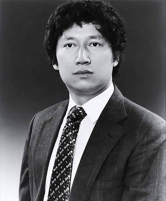 李春平268亿财产遭哄抢？孩子生母首发声，晒一家3口合影公开内情