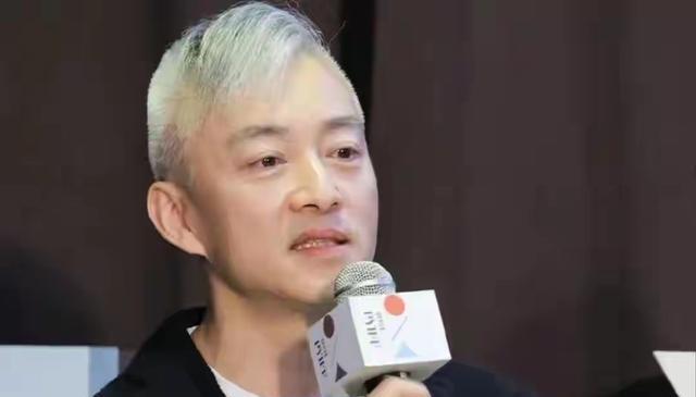 亚宁回归：岁月沉淀后的从容亮相