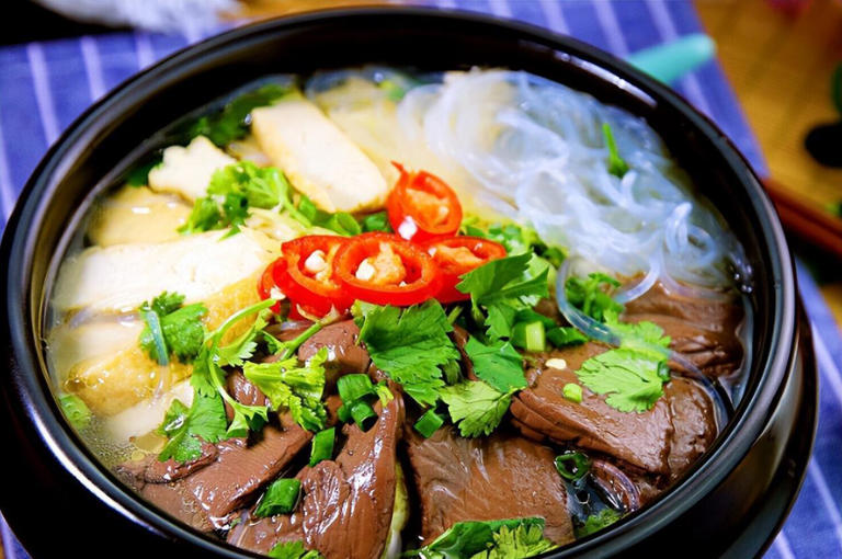 立冬将至，少吃“凉食”，多喝这4道暖身汤，暖和入冬少生病