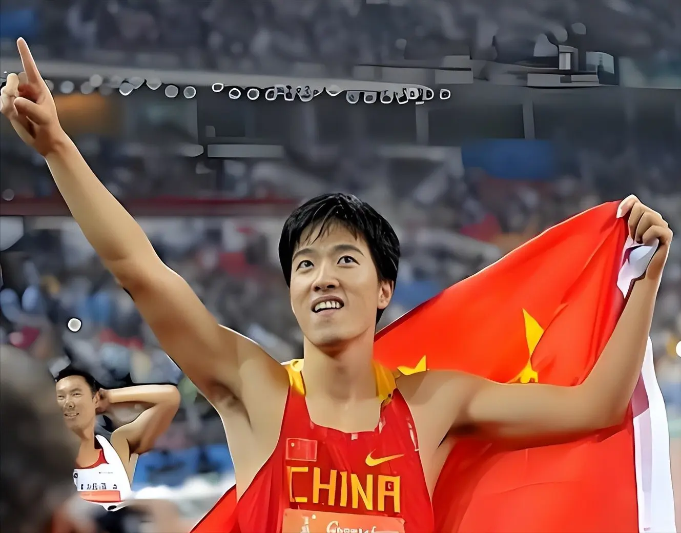刘翔近况大揭秘：长期在国外旅游，靠终身合同吸金，远离喷子！