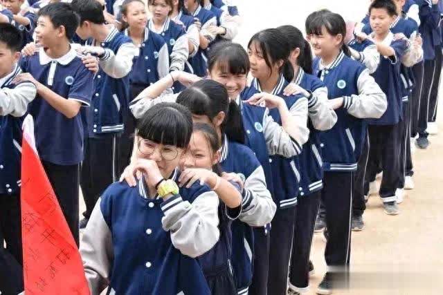 为什么初中名校生进高中后表现不如普通初中学生？