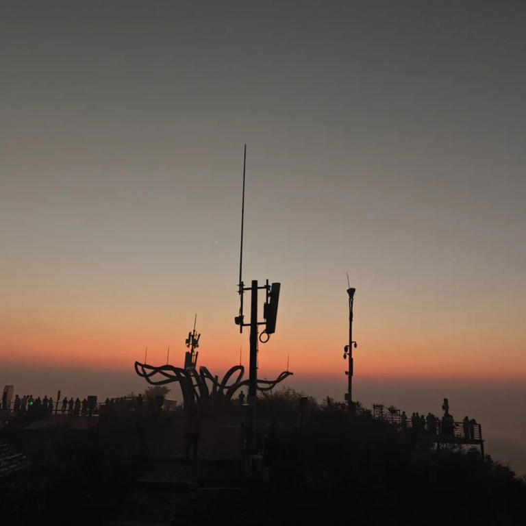 凌晨3点，杭州一地全是人！有人半夜从上海、江苏赶来！有老板被迫4点营业