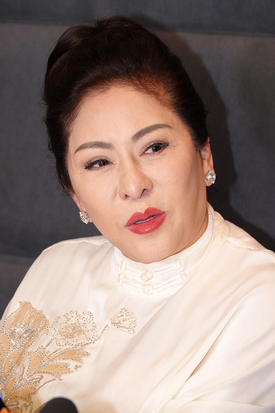 向太直播谈王家卫：哪个老板投资他不亏啊