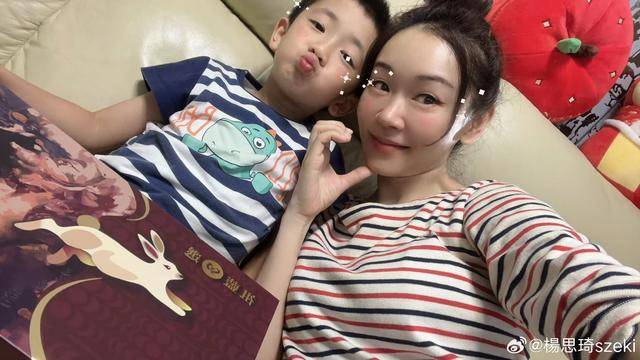 TVB前港姐冠军直播带货成绩突出，被曝月收入超200万，曾未婚生女
