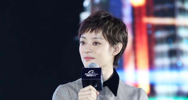 直到央视公开“点名”孙俪，我才明白，原来张艺谋一个字都没说错