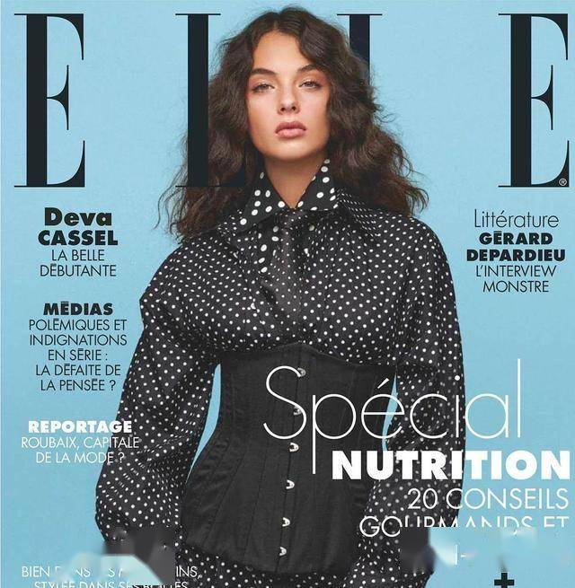 21岁戴娃：遗传母亲莫妮卡的盛世美颜，比“裘花”的女儿漂亮多了