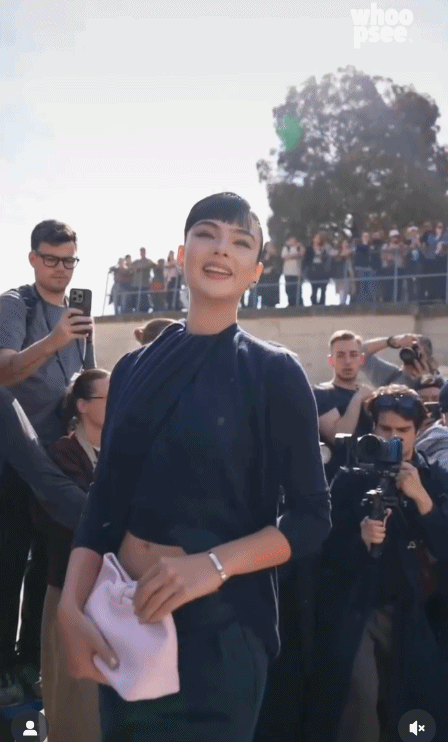 21岁戴娃：遗传母亲莫妮卡的盛世美颜，比“裘花”的女儿漂亮多了