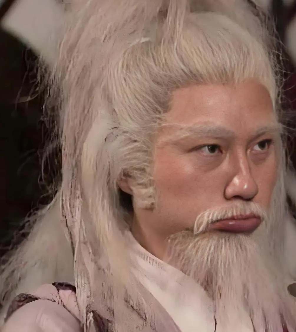 重温《神雕侠侣》才知，为啥周伯通越老越能打，洪七公越老越吃力