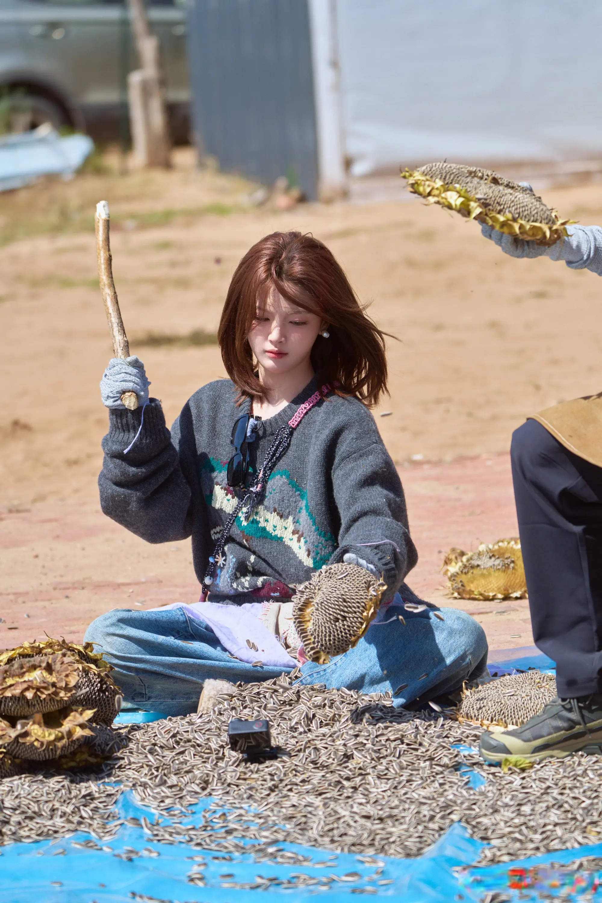 事实证明，上综艺比拍戏更适合杨超越，她终于找到了自己的舒适区