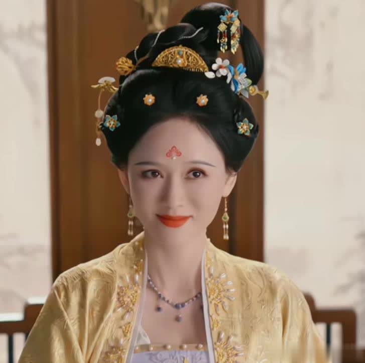 女配别选太惊艳！陈乔恩、曾宥臻出手，扮嫩女主咋玩？