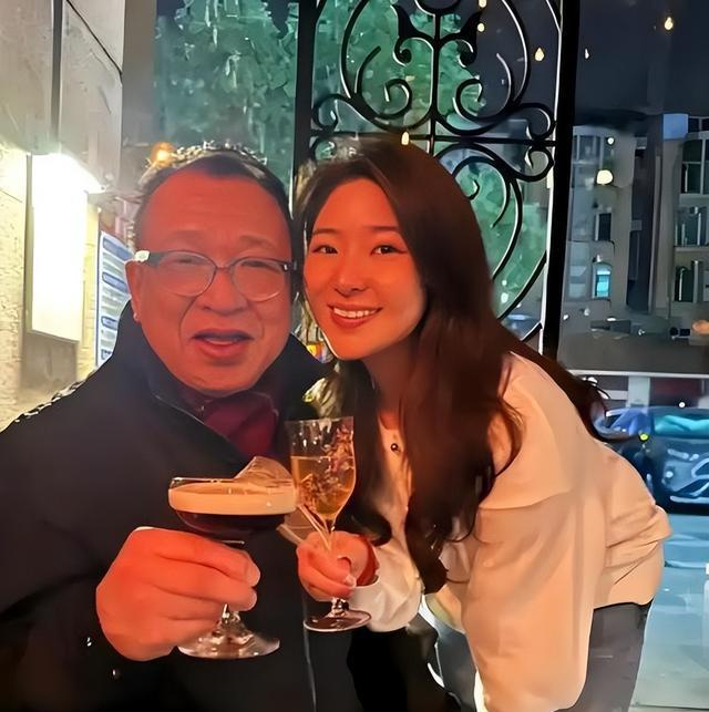港圈“欢喜哥”骤逝：平凡背后是怎样的传奇故事？