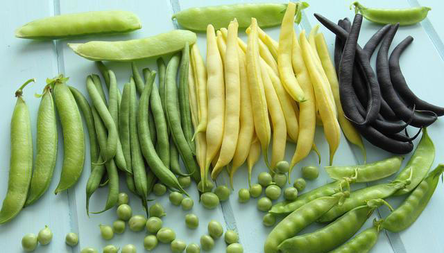 人到中年，一定要注意“静心养心”，多吃4类护心菜，越吃越舒心