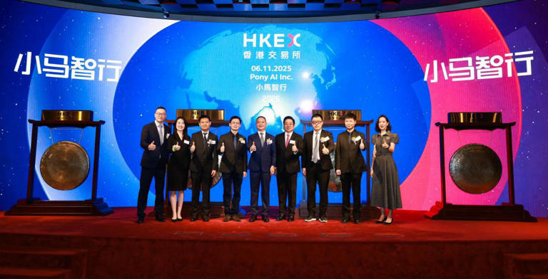 自动驾驶迎来“港股时刻”：小马智行二次上市背后释放了哪些信号？