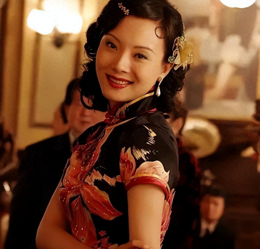 如今变了样貌的陈数，体会到了婚姻的冷暖