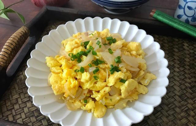 人到中年，一定要注意“静心养心”，多吃4类护心菜，越吃越舒心