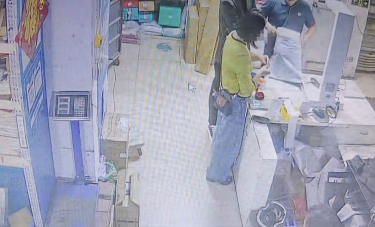 “这是给宝宝最好的周岁礼！”长沙宝妈弄丢金锁和吊坠，快递小哥捡到归还拒收千元报酬