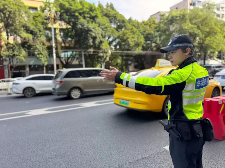 粤A单双号通行正式实行，今起3日内首次违法免罚