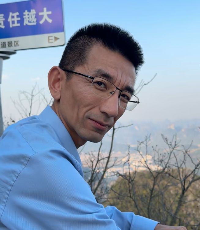 孙东旭终究还是离开了！俞敏洪再次“体面”放手，东方甄选“后浪”时代大考启幕