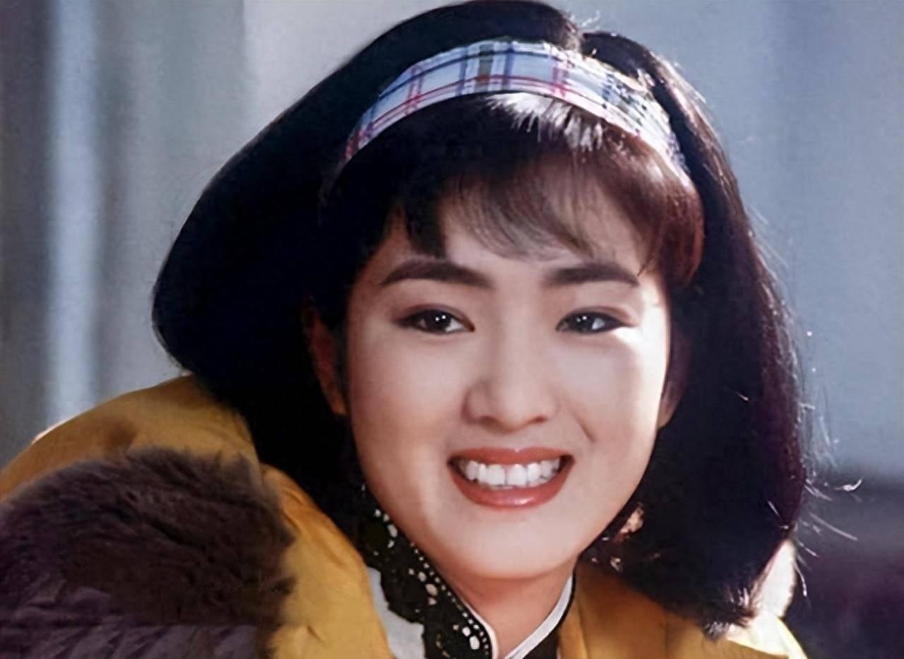 70岁米歇尔求婚52岁巩俐，势均力敌的爱情才最可贵