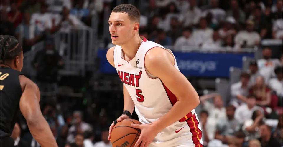 NBA半场86分破队史，阿德巴约4记三分，哈克斯43统治全场